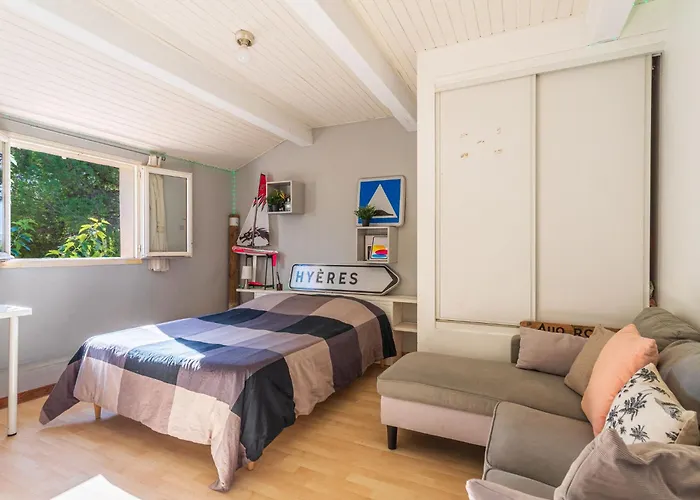 Palmeraie By Interhome * Ιέρ