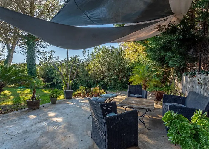 Palmeraie By Interhome * Ιέρ